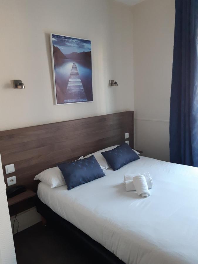 Logis Hostellerie Du Cheval Blanc Сант-Мур-дьо-Турен Екстериор снимка