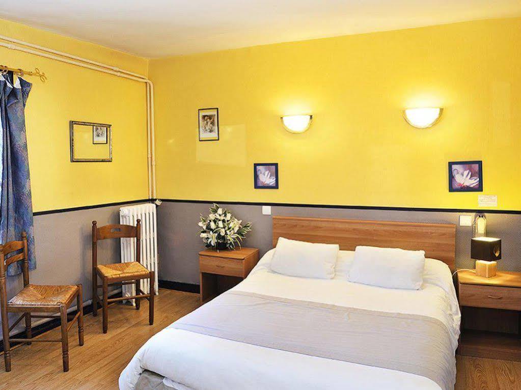 Logis Hostellerie Du Cheval Blanc Сант-Мур-дьо-Турен Екстериор снимка